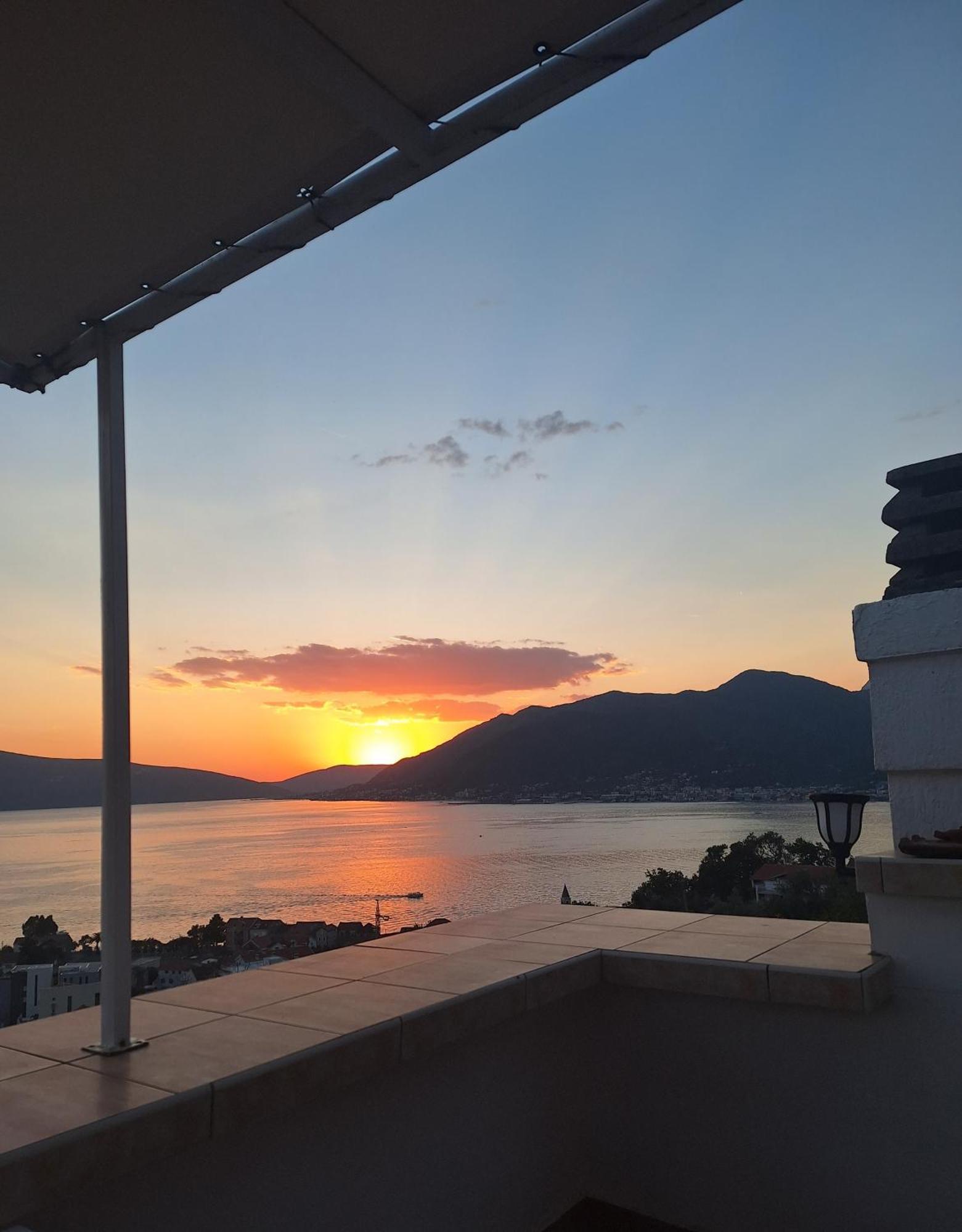 Adriabay Studio Tivat Eksteriør bilde